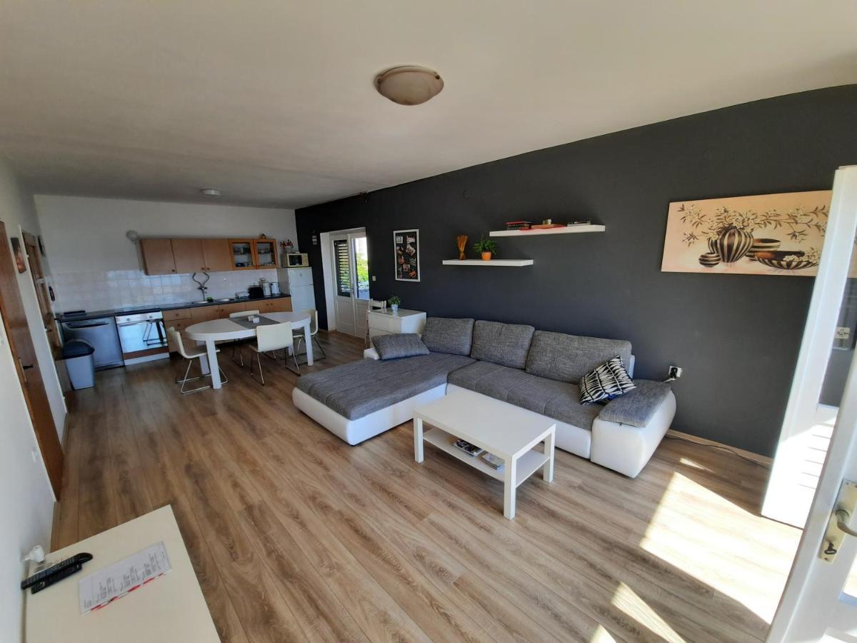 Sea View Nona Apartment Crikvenica Extérieur photo
